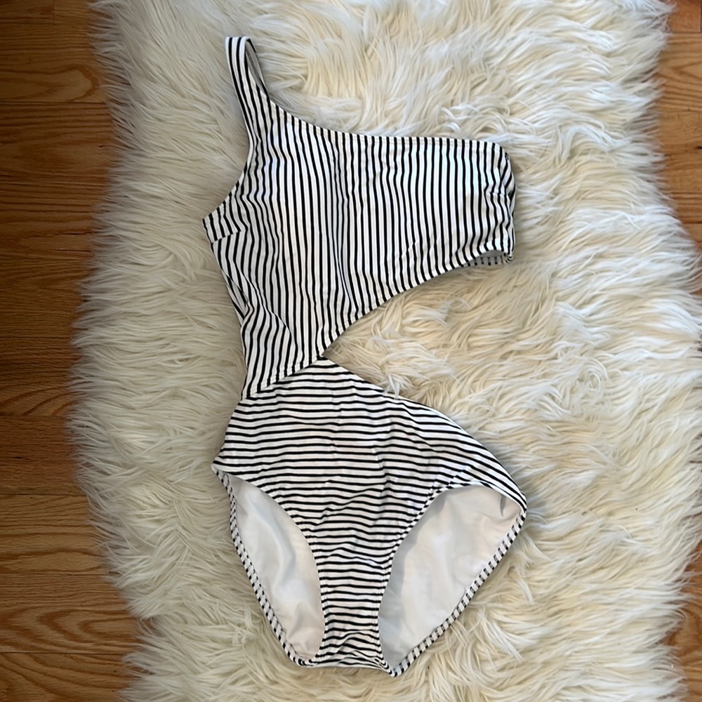 Striped cut out one piece